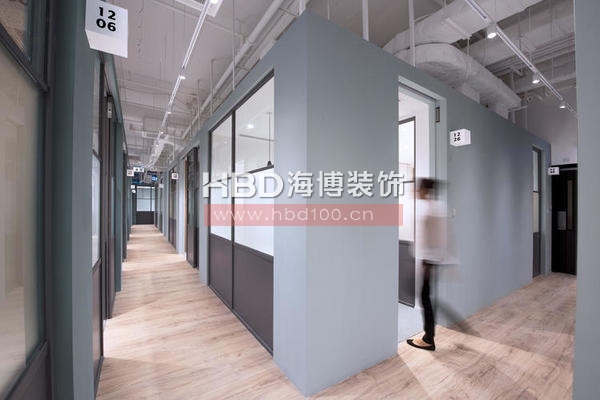 廣州辦公室裝修,辦公室裝修風(fēng)格,廣州裝飾公司,聯(lián)合辦公室裝修.jpg 廣州辦公室裝修,辦公室裝修風(fēng)格,廣州裝飾公司,聯(lián)合辦公室裝修.jpg