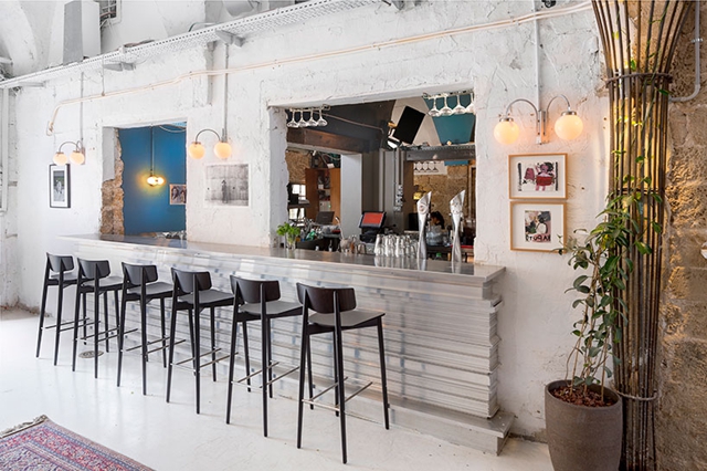 廣州餐廳裝修設(shè)計(jì),餐飲裝修,廣州裝飾公司,海博裝飾.jpg 廣州餐廳裝修設(shè)計(jì),餐飲裝修,廣州裝飾公司,海博裝飾.jpg