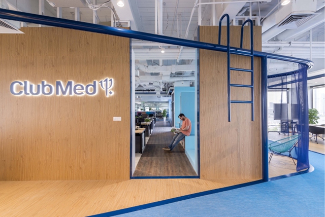 旅游公司辦公室裝修設(shè)計(jì).jpg 旅游公司辦公室裝修設(shè)計(jì).jpg