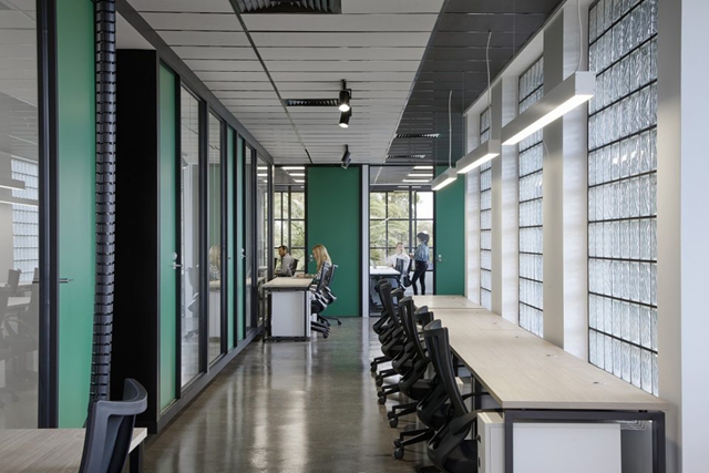 綠意黯然辦公室裝修.jpg 綠意黯然辦公室裝修.jpg