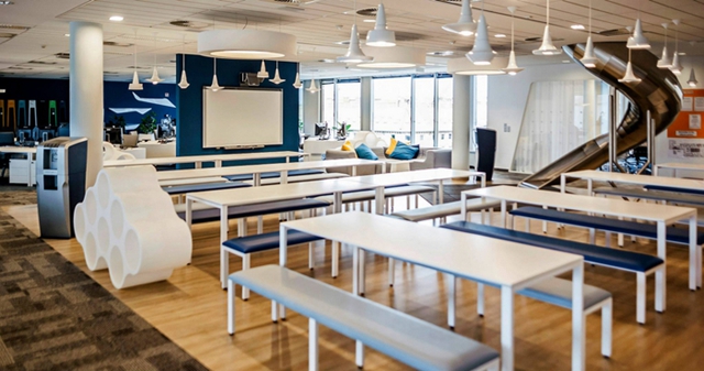 科技公司辦公室裝修設計.jpg 科技公司辦公室裝修設計.jpg