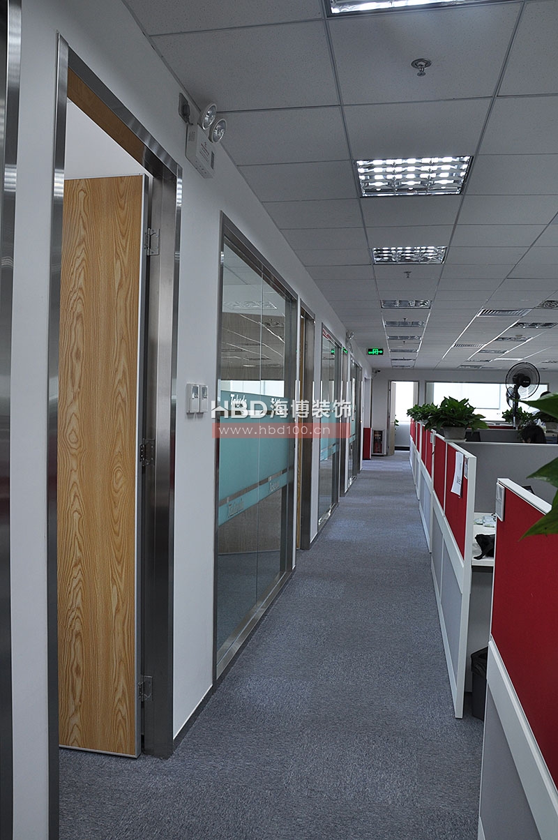 貿(mào)易公司辦公室裝修設(shè)計.jpg 貿(mào)易公司辦公室裝修設(shè)計.jpg