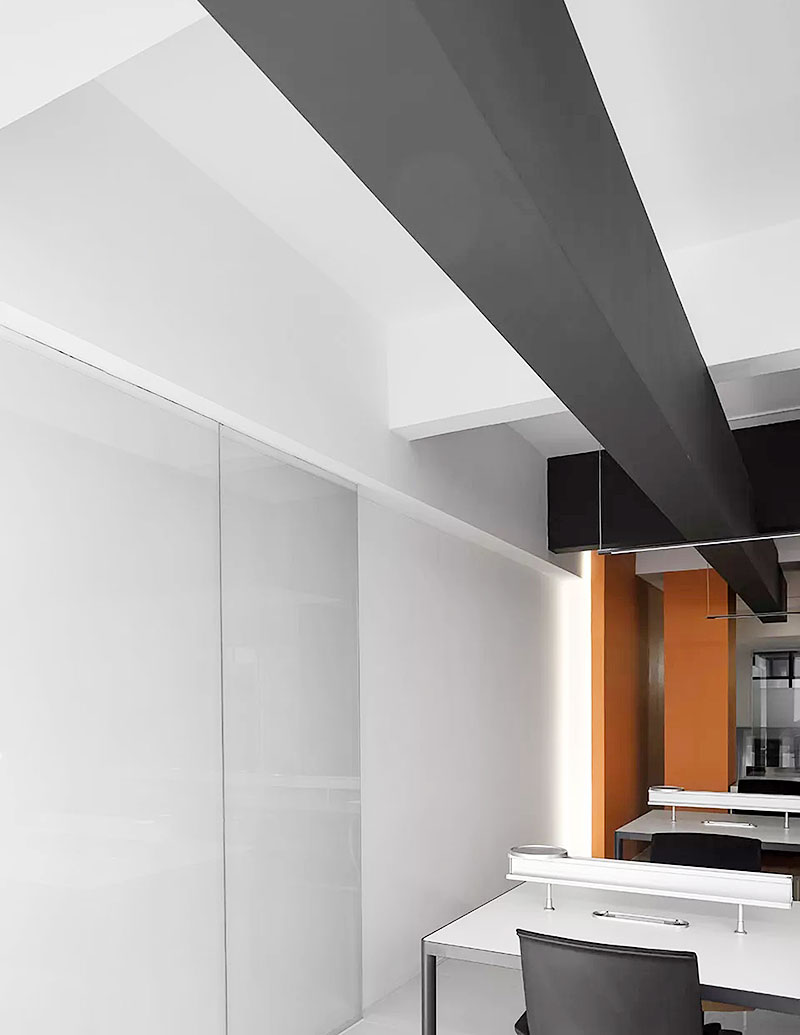 現代簡約風格辦公室裝修設計.jpg 現代簡約風格辦公室裝修設計.jpg