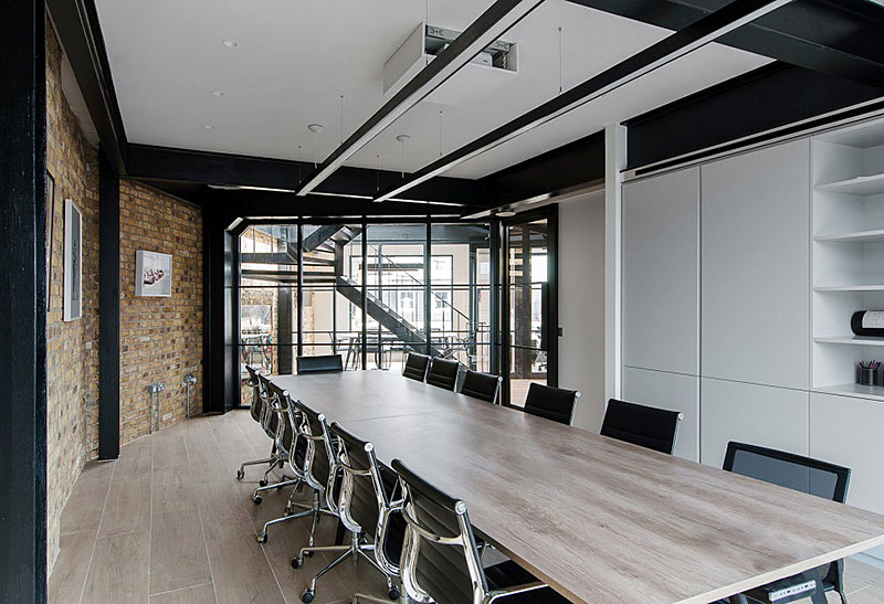 loft風(fēng)格辦公樓裝修設(shè)計.jpg loft風(fēng)格辦公樓裝修設(shè)計.jpg