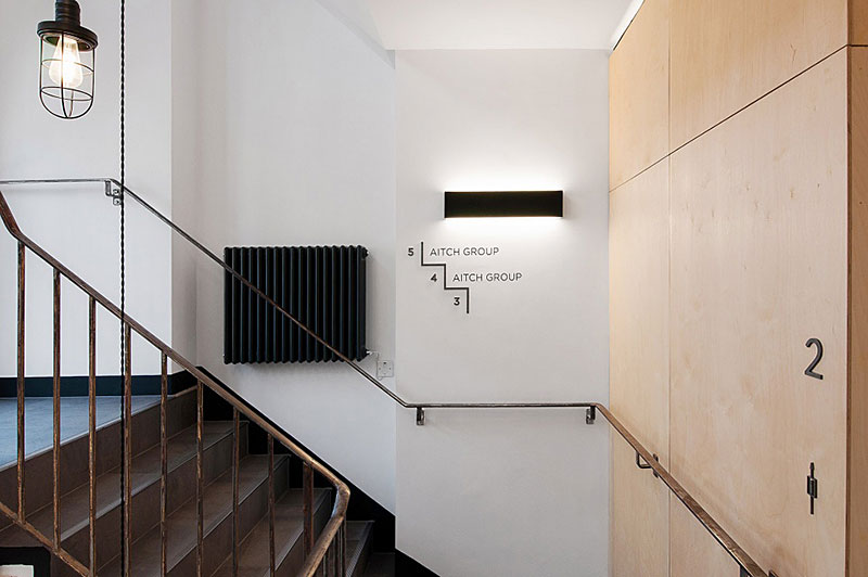 loft風(fēng)格辦公樓裝修設(shè)計.jpg loft風(fēng)格辦公樓裝修設(shè)計.jpg